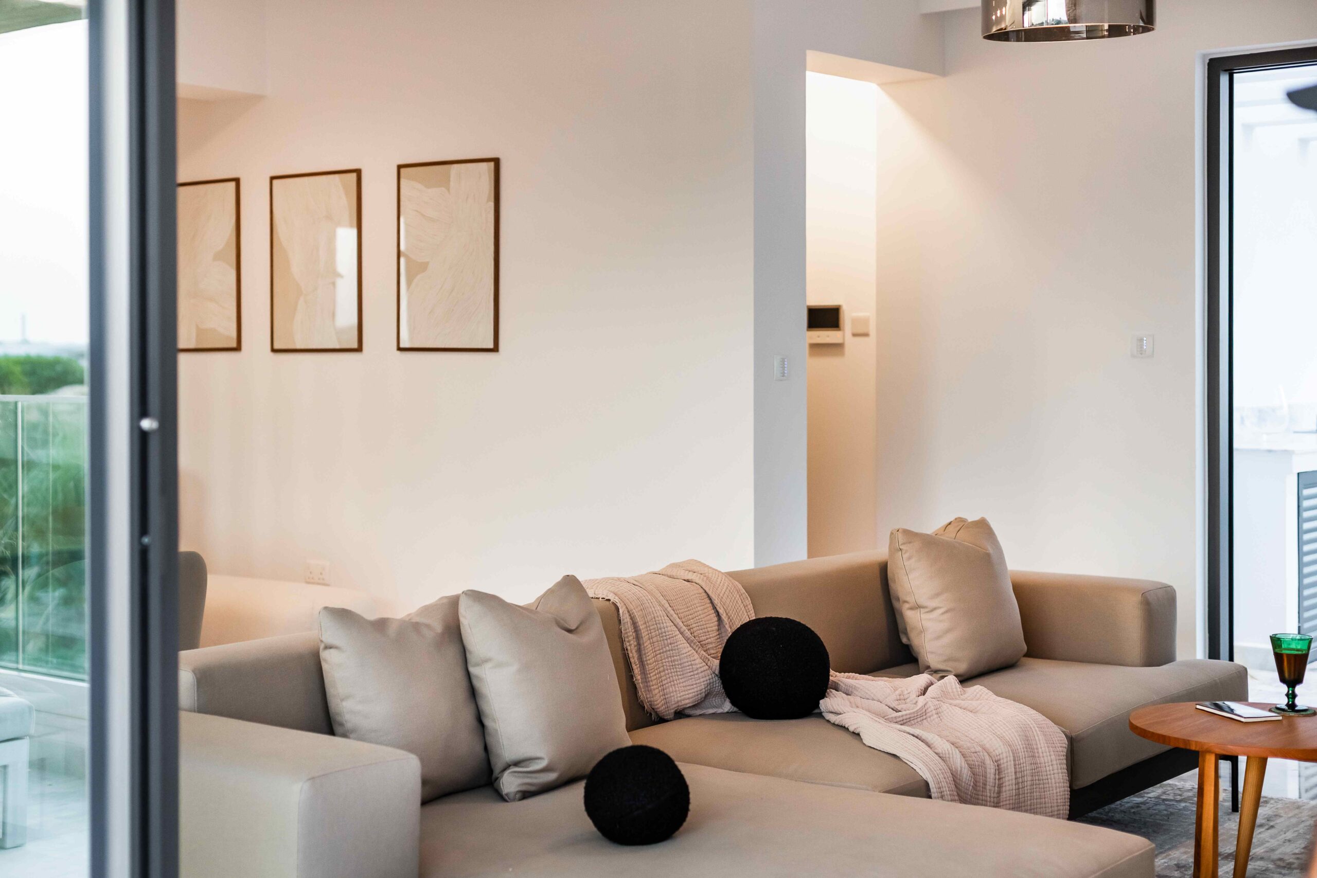 Lambda Sofa L Shaped - Image 4