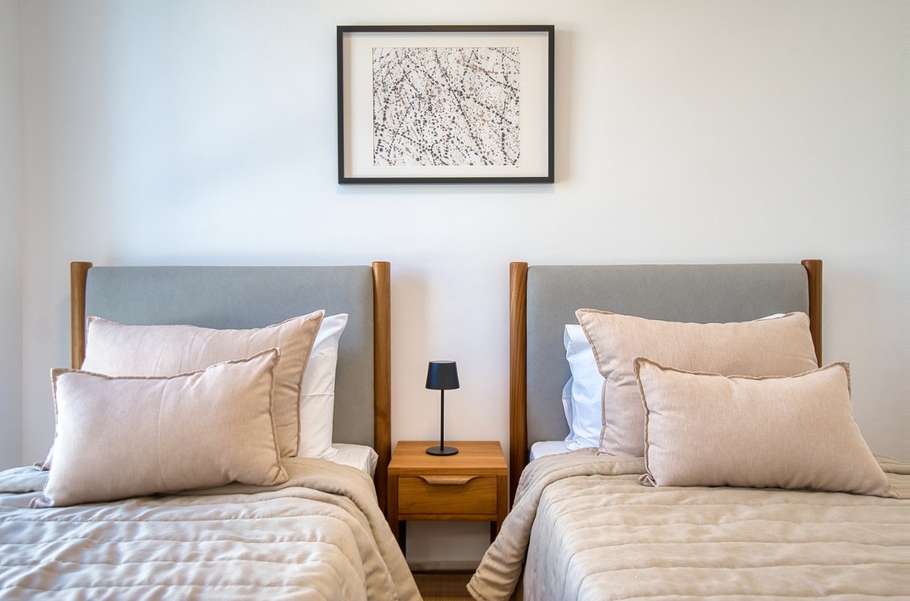 Serene Bed - Image 4