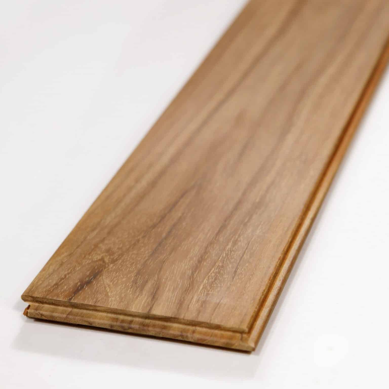 Teak wood parquet & Sisal rugs